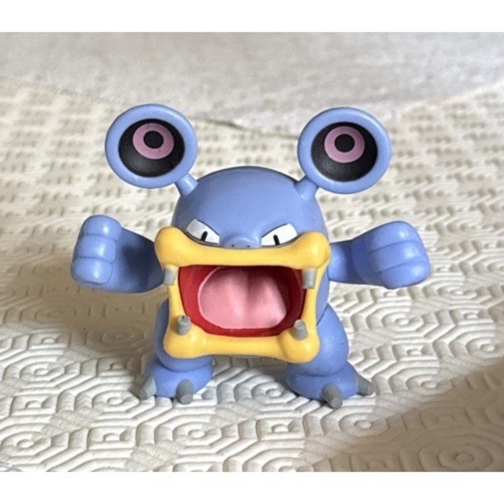 Pokémon 2019 Loudred Wicked Cool Toys WCT 3" Action Figure
